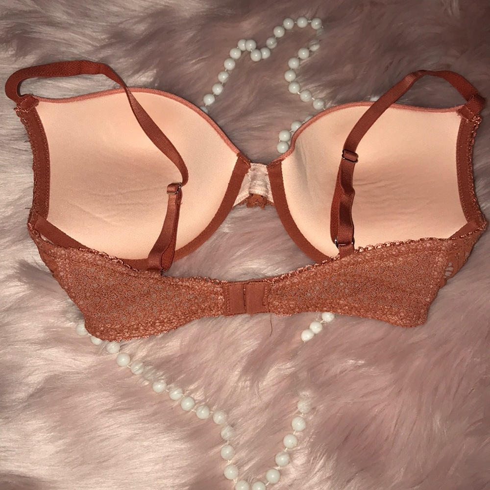 Orange bra by Victoria Secret - Picture 2 of 2